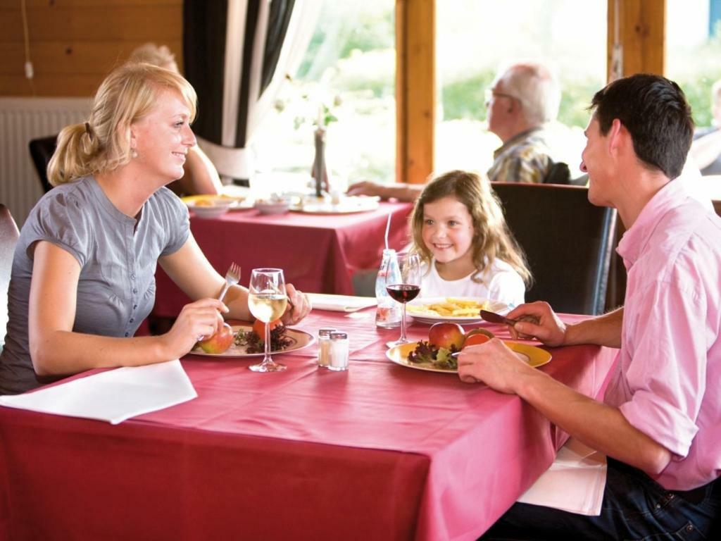 Landal De Veluwse Hoevegaerde Hotel Putten Esterno foto
